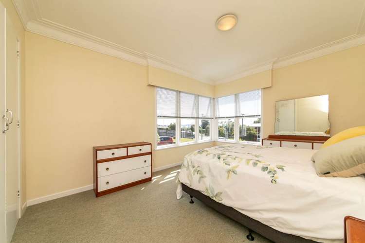 40 Tiroroa Avenue Te Atatu South_11