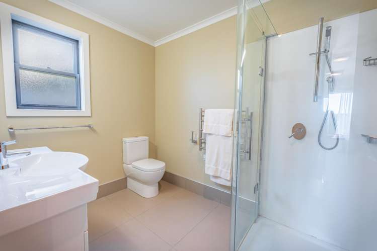 18 Kitchener Square Highfield_20