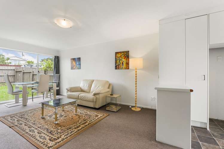 2/174 Birkdale Road_2