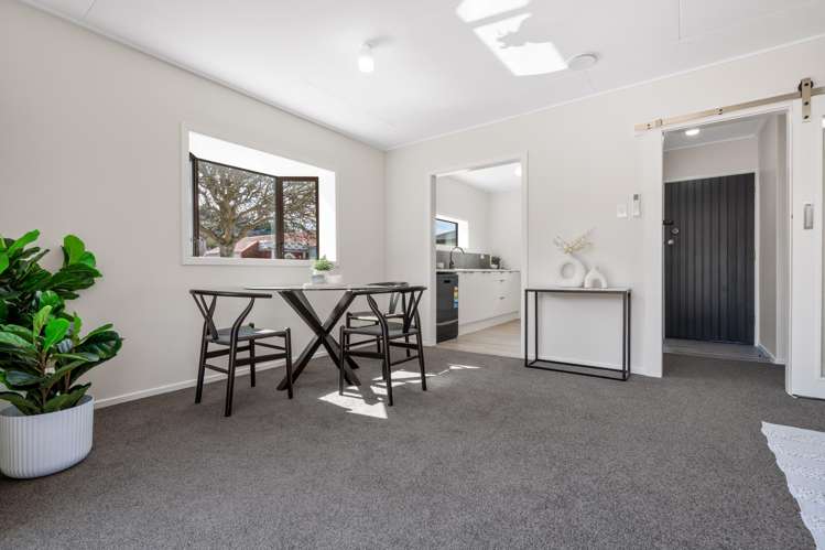 349 South Road_4
