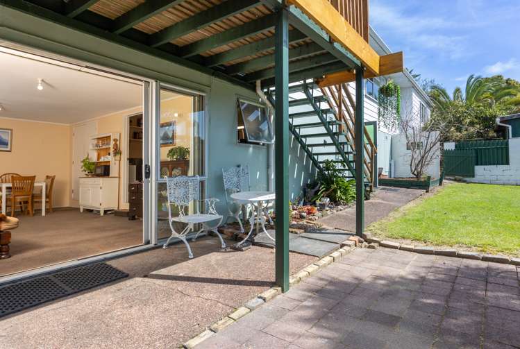 13 Bellringer Road Massey_12