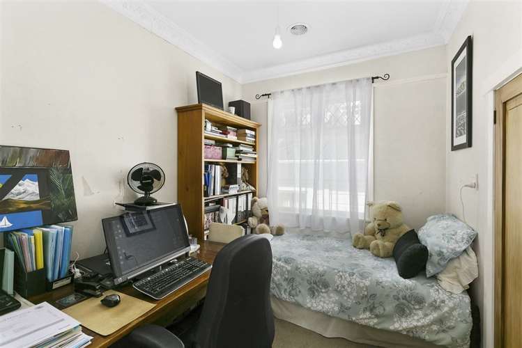 15 Thompson Street Mount Cook_28