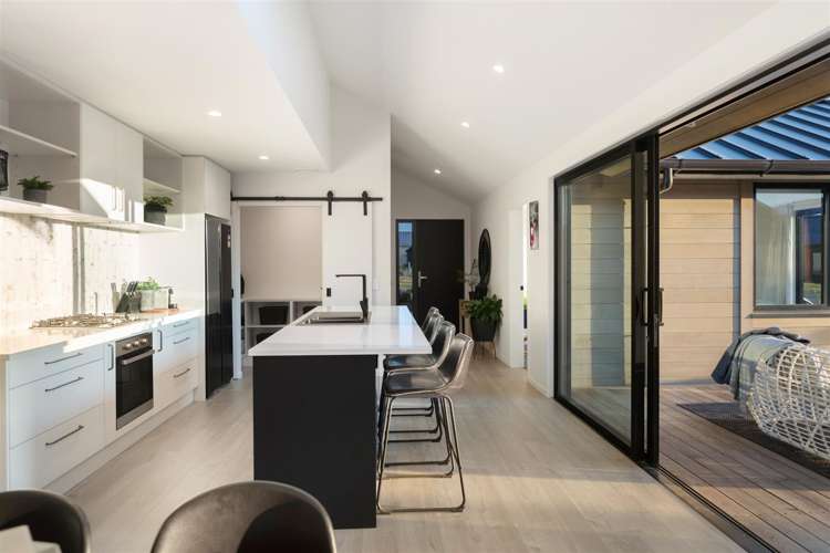 11 Torridon Court Jacks Point_6