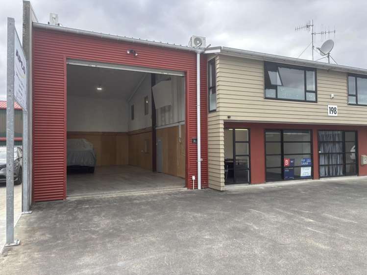 1/198 Kapiti Road Paraparaumu Beach_1