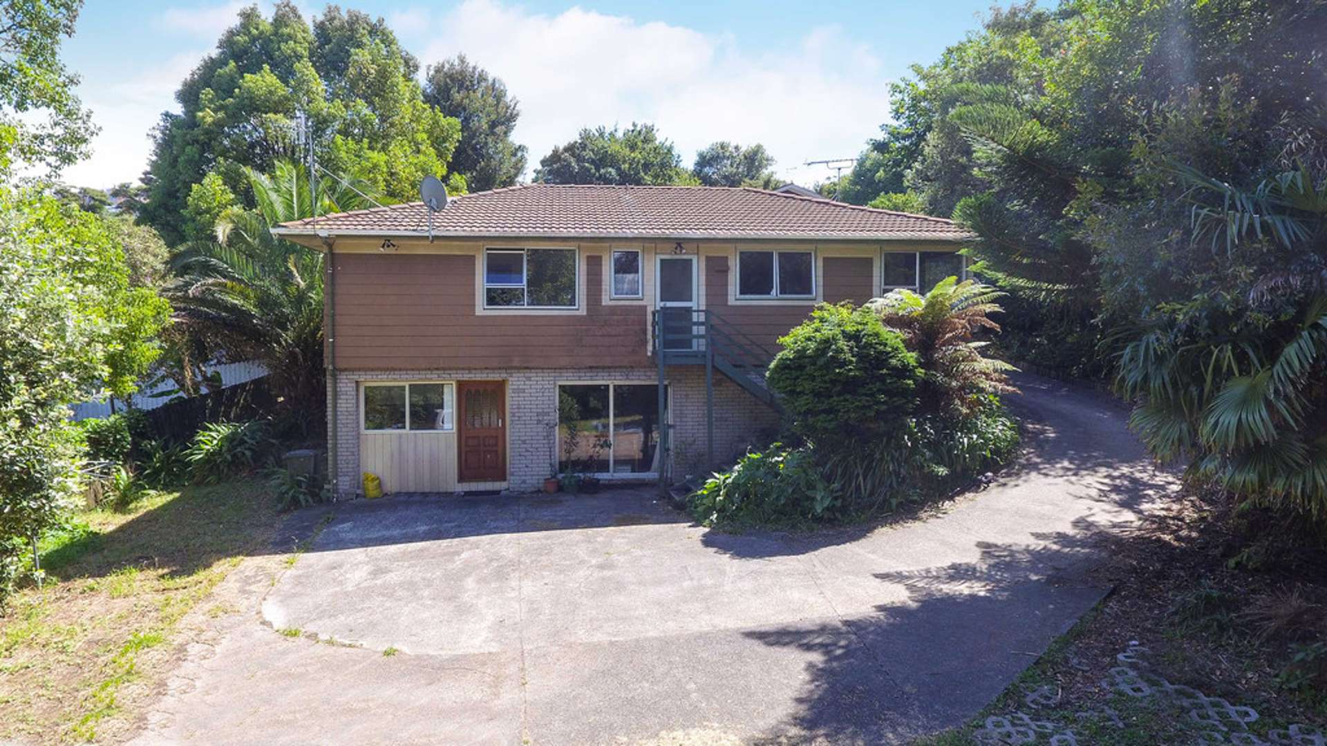 8 Tableau Place Totara Vale_0