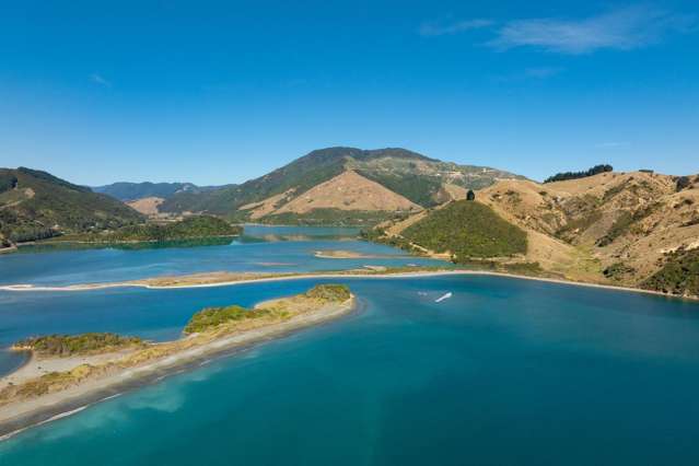 711c Cable Bay Road Hira_2