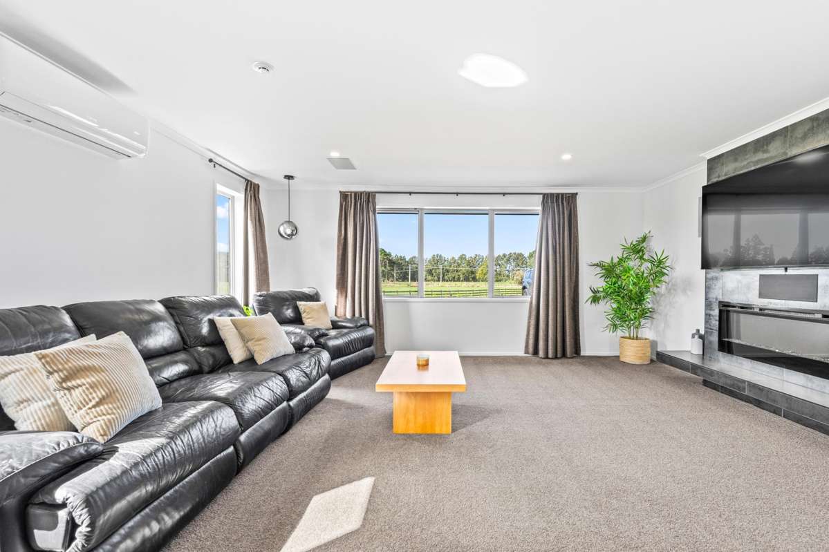 218 Pyle Road East_5