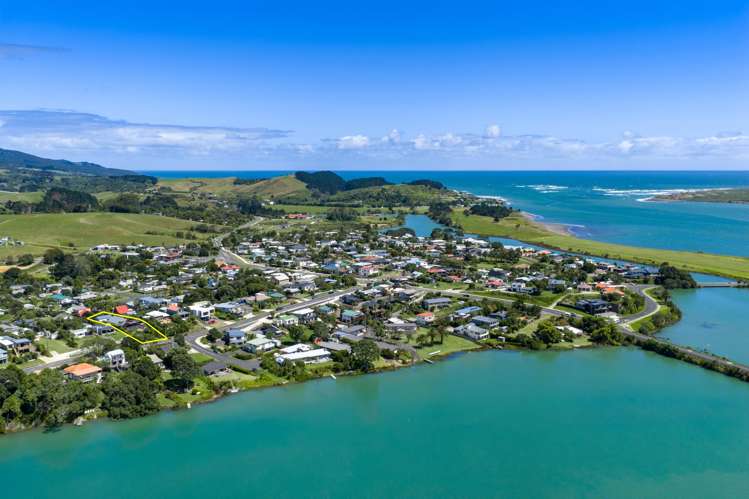21 Opotoru Road Raglan_53