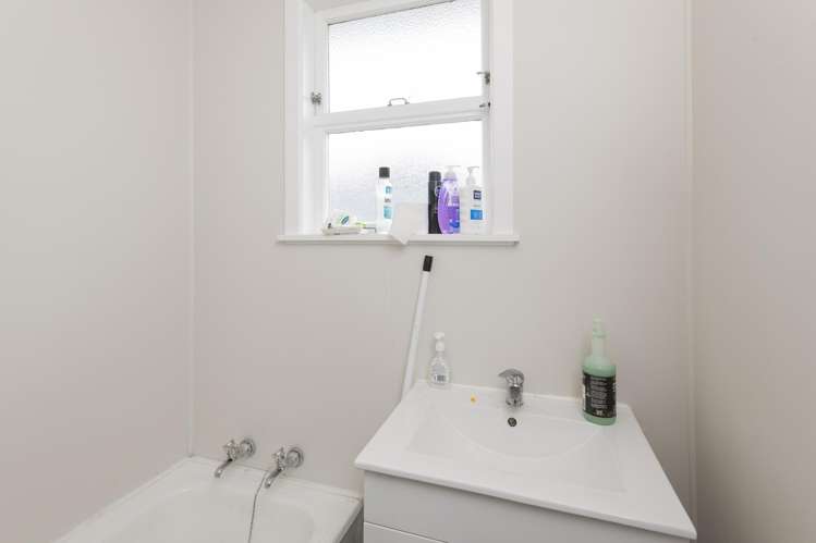 16 Halley Street Outer Kaiti_12