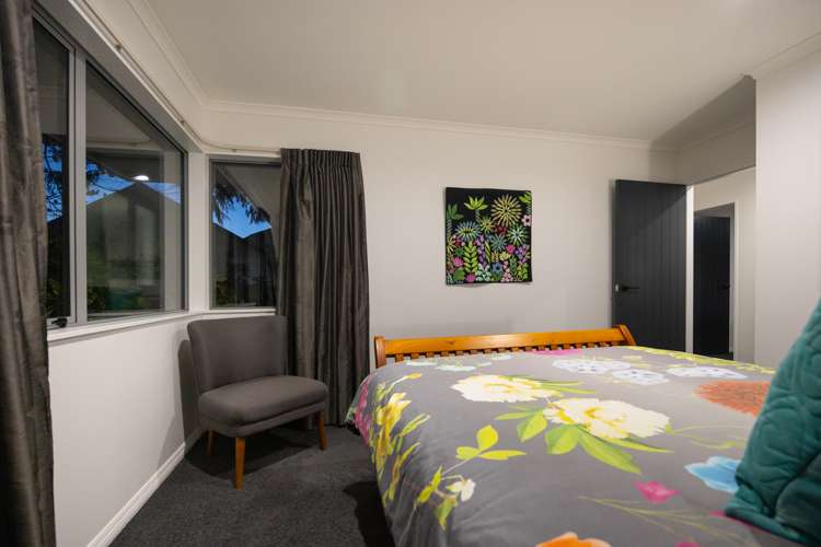 3 Riverstone Grove Hokowhitu_21