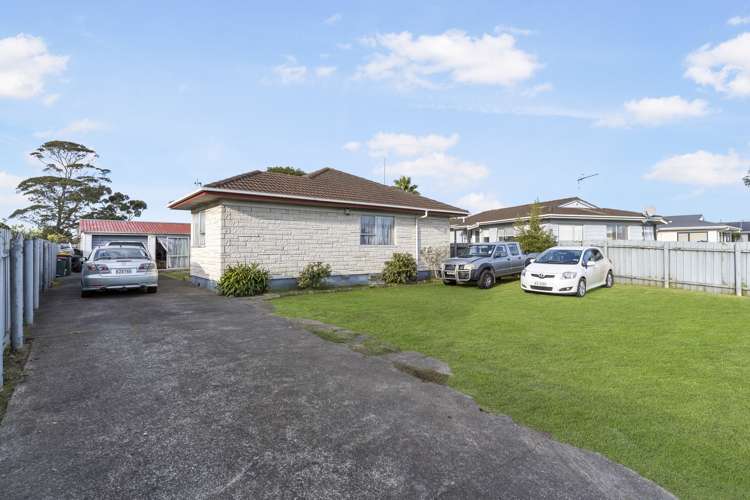 476 Roscommon Road Clendon Park_10