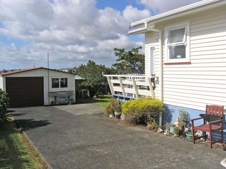 9 Mcinnes Avenue Kamo_5