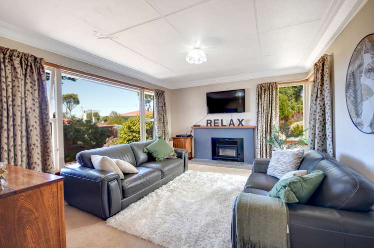 6 Gilkison Street Halfway Bush_9