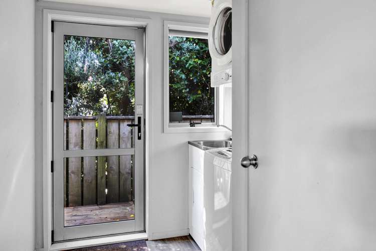 90 Reid Avenue Hawera_13