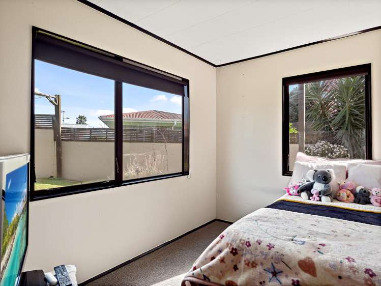 1b Hunter Way Otumoetai_12