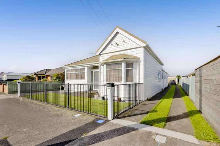 84 and 84a Argyle Street Hawera_8
