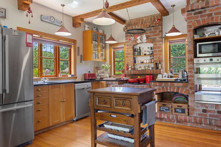 484 Johns Road Fernside_11