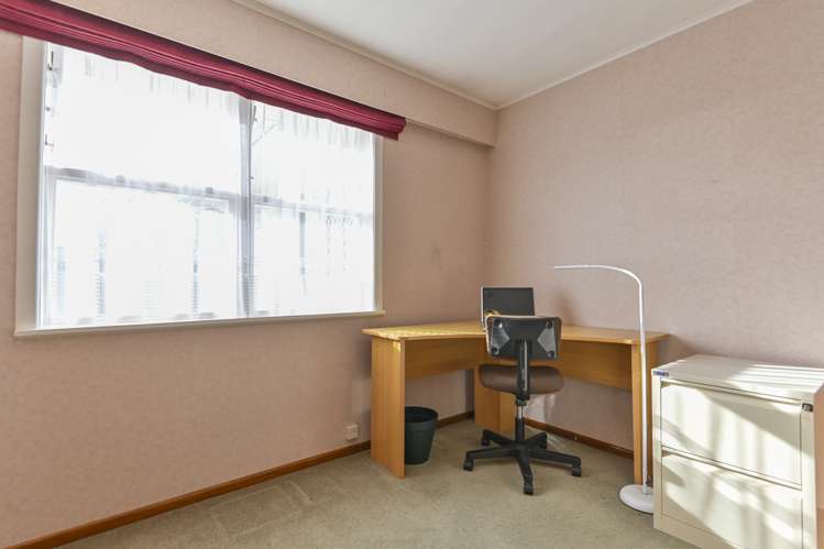 707 Collinge Road Mayfair_10