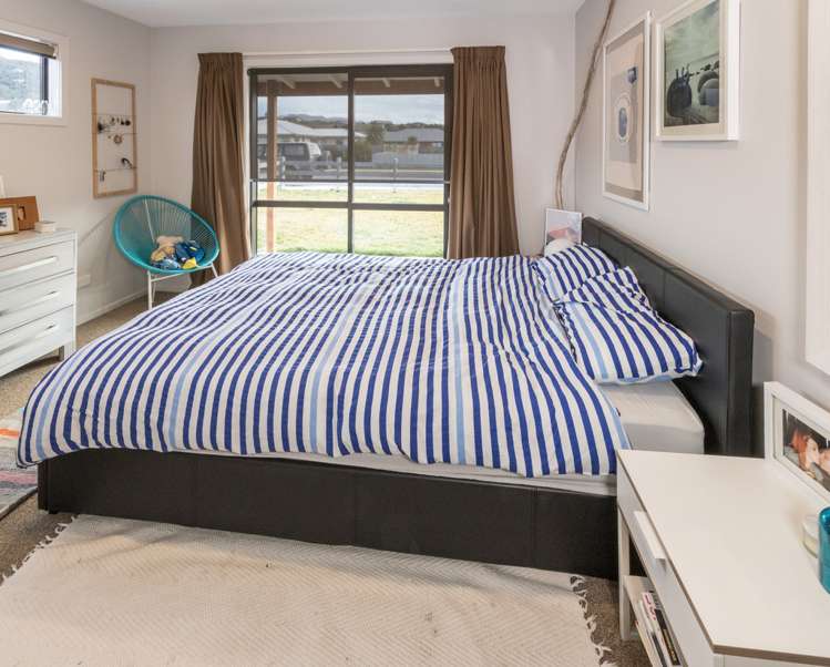 71 Frye Crescent Albert Town_10