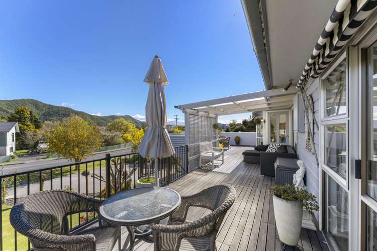 38 Moana View Road Waikawa_4