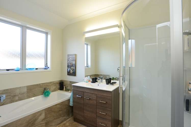 1230a Howard Street Parkvale_15