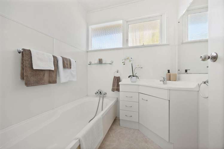 7 Ridgewood Crescent Birkenhead_11