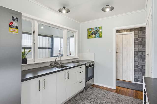 79 Park Avenue Waitarere Beach_4
