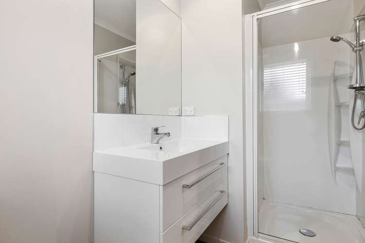 2 Wineberry Avenue Amberley_14