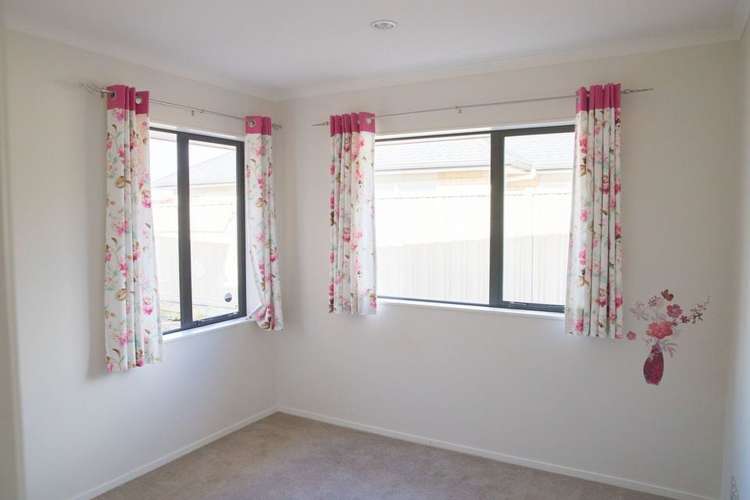 12 Erceg Way Rosehill_10