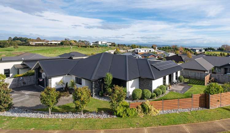 20 Pine Crest Drive Richmond_22