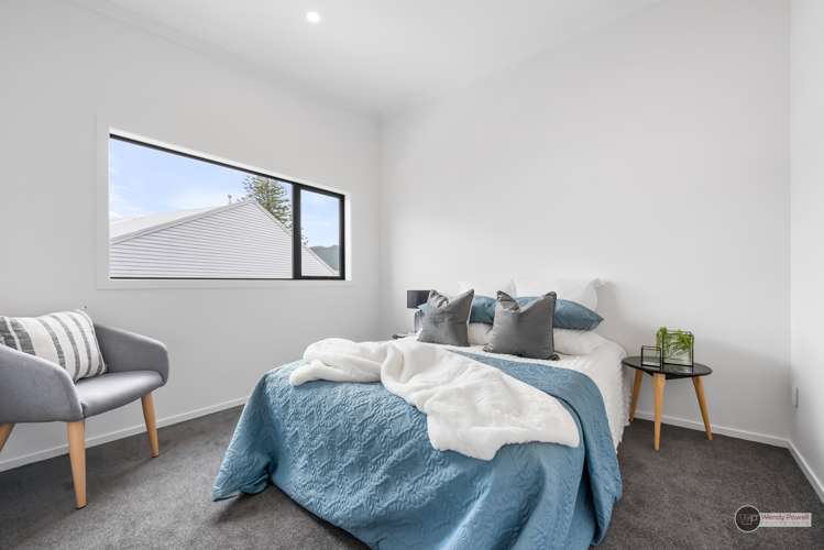 4/51 Kings Crescent Lower Hutt_16