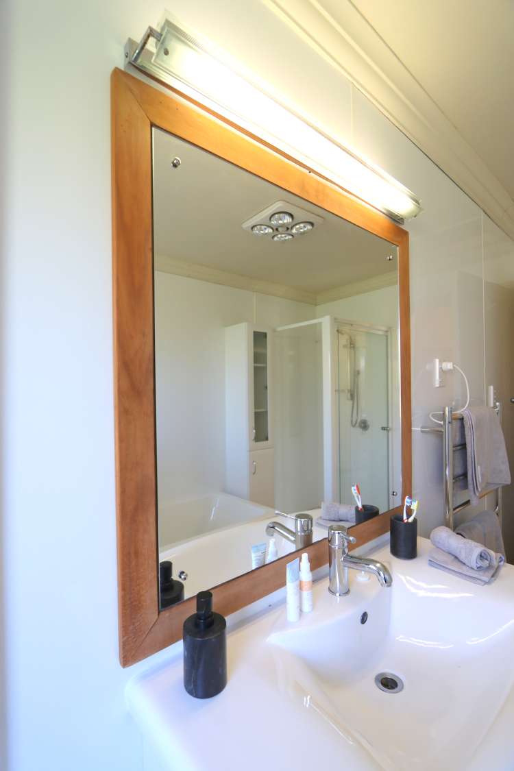 67 Russel Street Gladstone_19