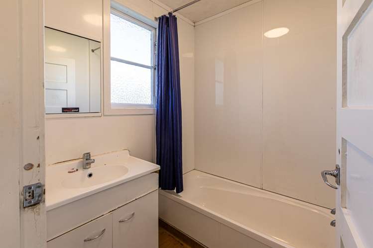 6 and 8 Guerin Street Kaikohe_9