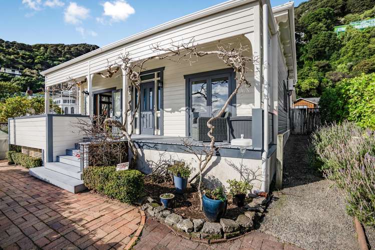 16 Mahoe Street Tawa_2