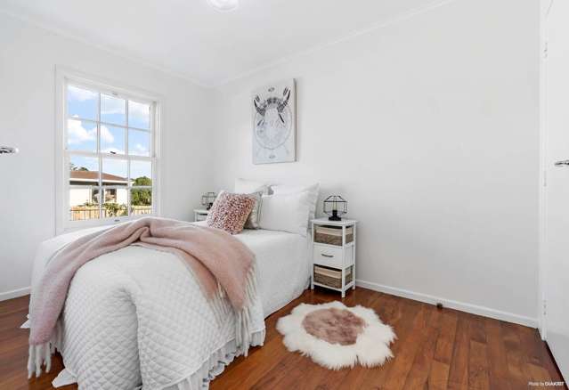 136 Edgewater Drive Pakuranga_2