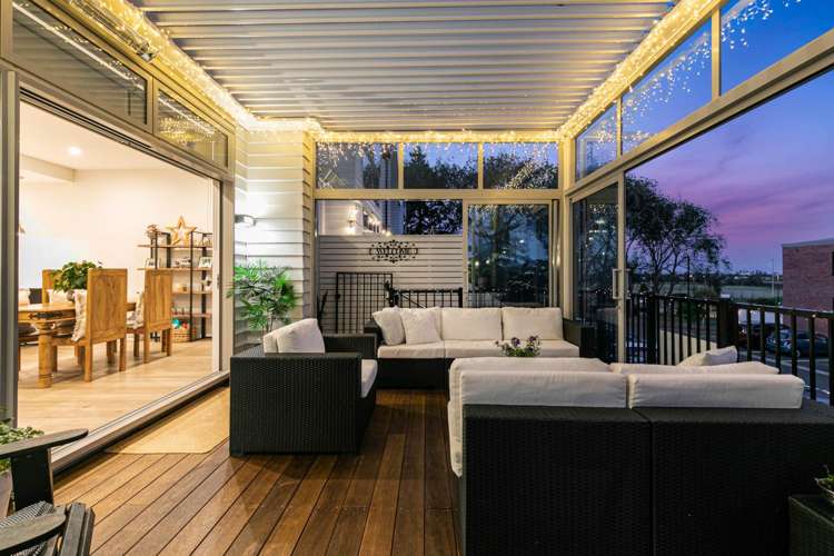 14 Watermill Lane Silverdale_6