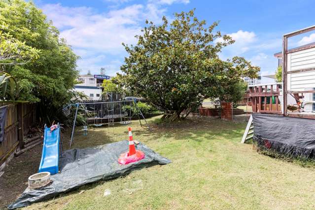 282 West Coast Road Glen Eden_4