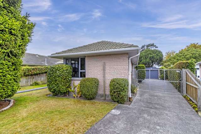 32 Damien Place Bromley_1