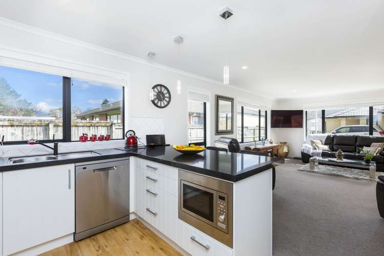 8a Savage Crescent Upper Hutt_7