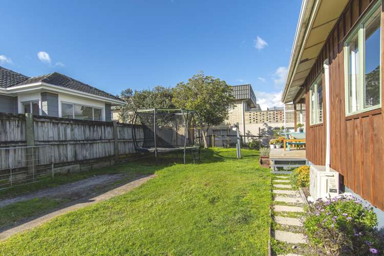 1226 Papamoa Beach Road Papamoa_11