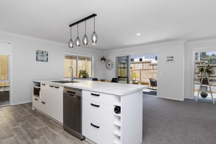 9 Anatere Rise Athenree_1