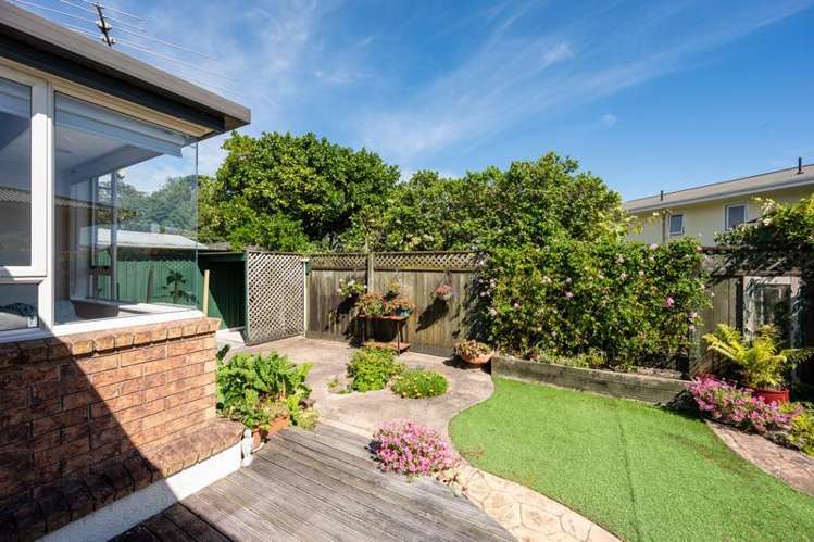 2 Hilliard Street Stoke_13