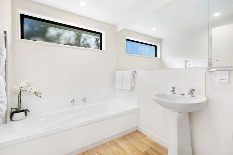 13 Earnslaw Terrace Queenstown_18