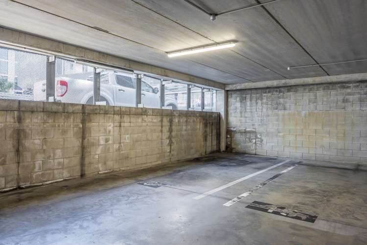 509/2 Beach Road Auckland Central_16