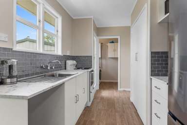 1 Manapouri Street_4