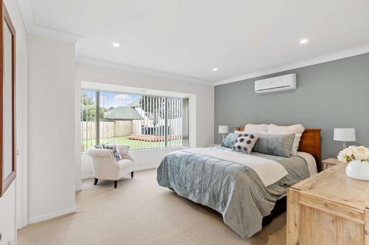 5 Bernie Edwards Place Botany Downs_14