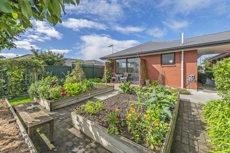 11 Stanwood Grove Darfield_24