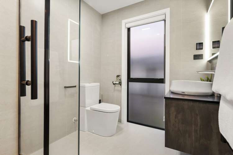 5 Kina Place Long Bay_24