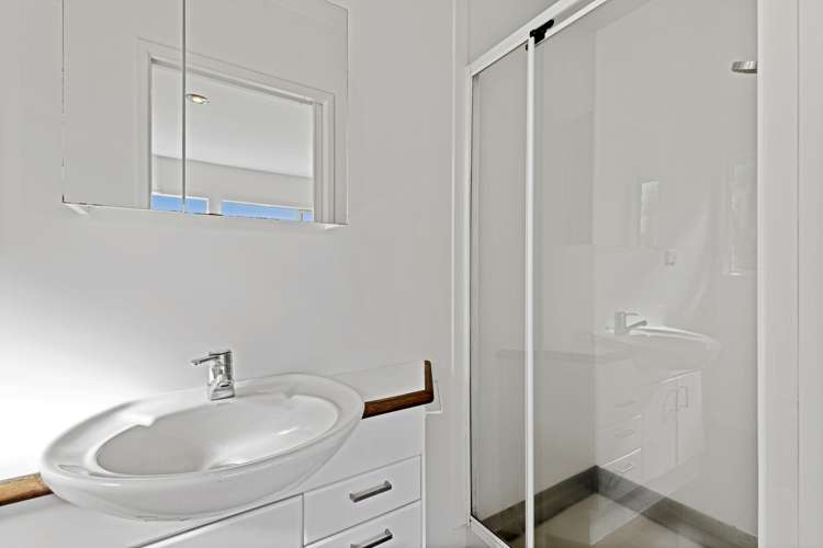 2/20 Norwood Road Bayswater_18