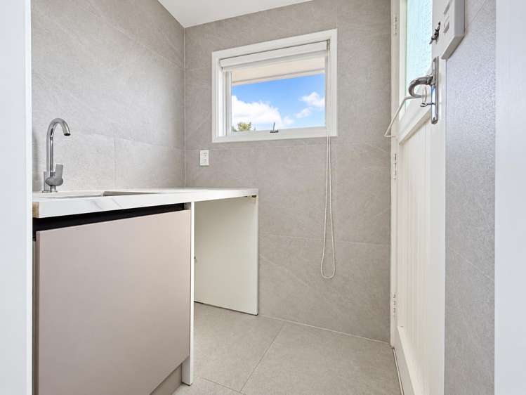 4/6 Bracken Avenue 塔卡普纳奥克兰新西兰_7